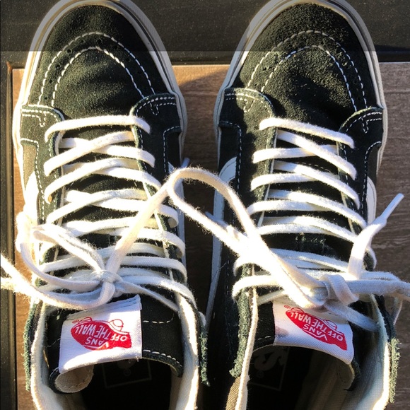 SK8-Hi Vans - Picture 4 of 8